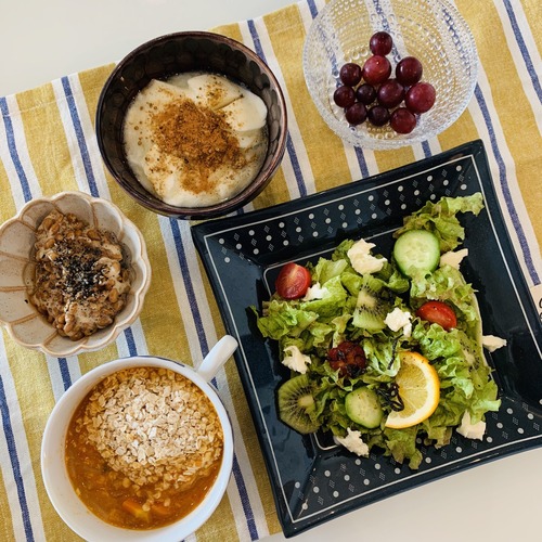 朝食３