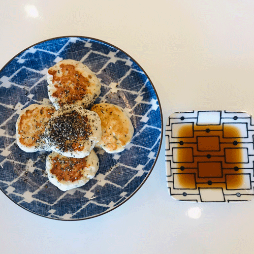 鶏むねひき肉焼き団子