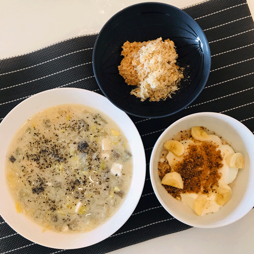 朝食