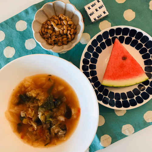 朝食