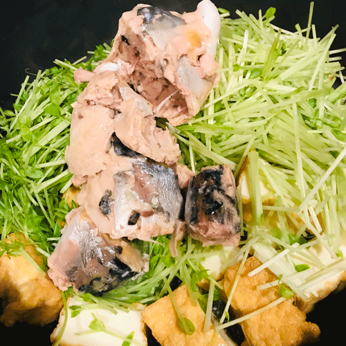 サバの水煮と豆苗厚揚げ炒め1