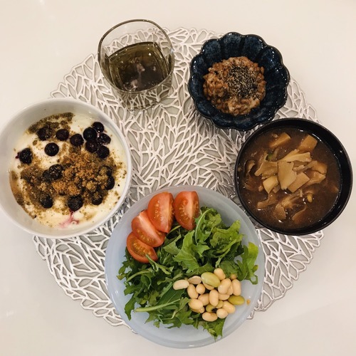 朝食