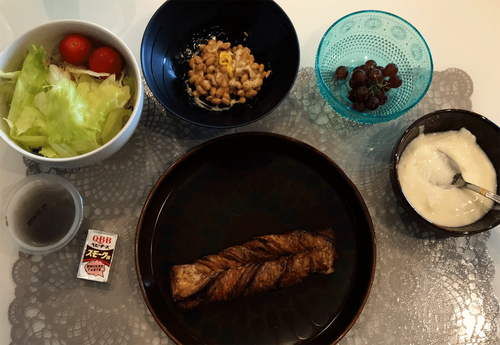 朝食