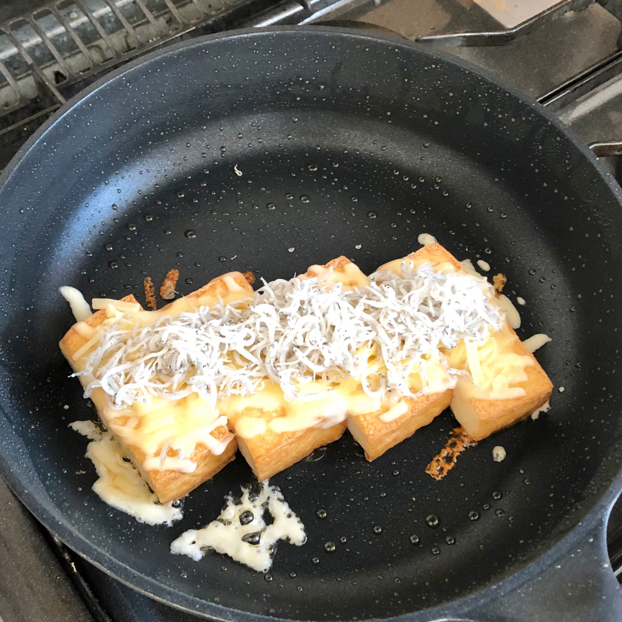 レシピ 焼くだけ 簡単 しらすとチーズの焼き厚揚げ Hiroのおいしいおうちごはん日記 Powered By ライブドアブログ