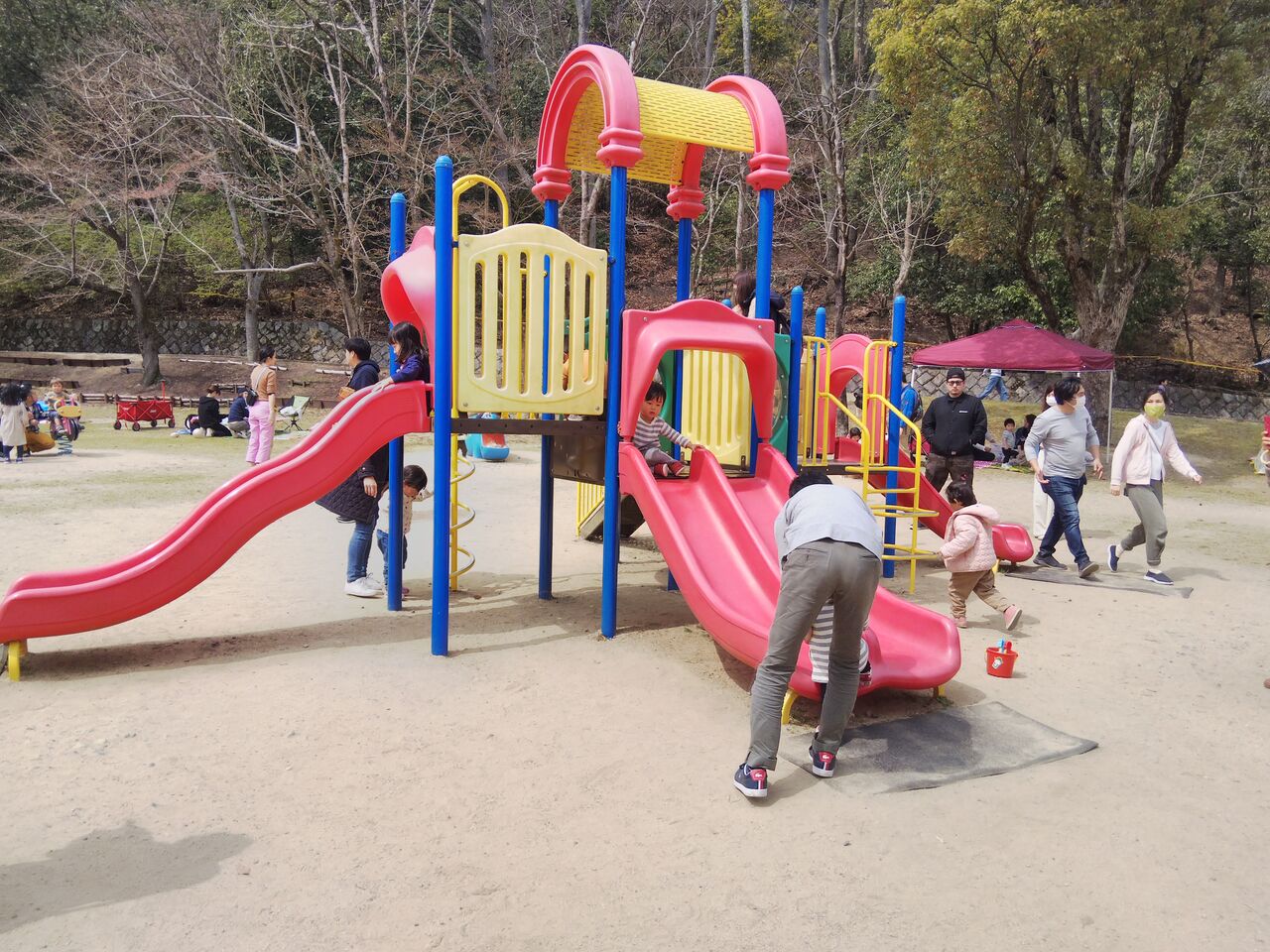 子連れで楽しめる遊び場 宝ヶ池公園 子どもの楽園 京都 百八子煩悩なイケパパ ひろしぃ 子連れで楽しめる遊び場 宝ヶ池公園 子どもの楽園 京都 百八子煩悩なイケパパ ひろしぃ