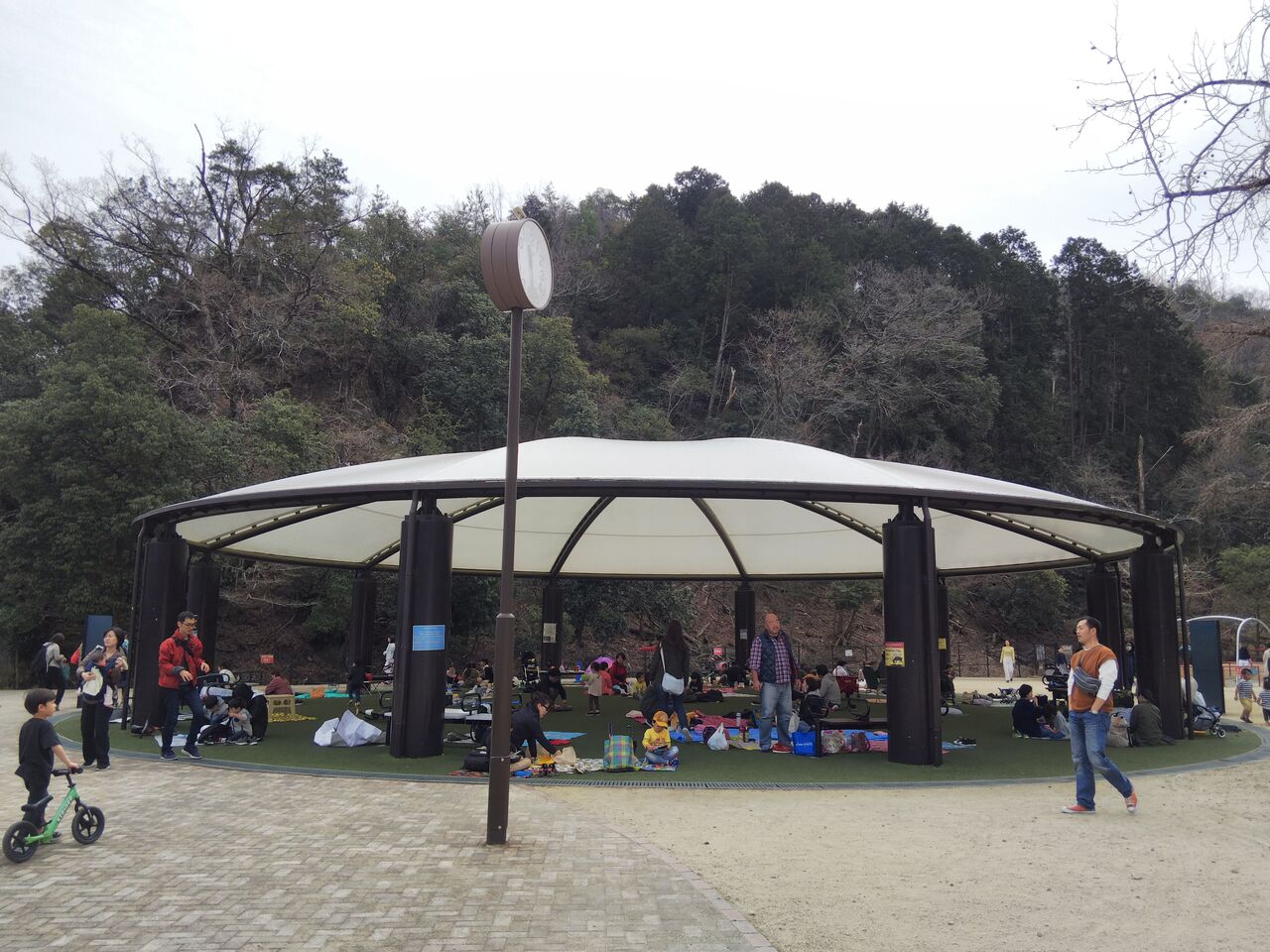 子連れで楽しめる遊び場 宝ヶ池公園 子どもの楽園 京都 百八子煩悩なイケパパ ひろしぃ