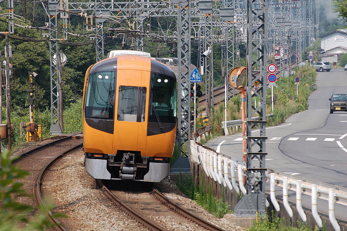 大阪教育大前駅