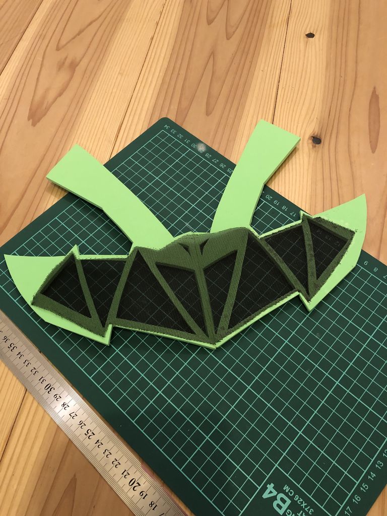 ¥Þ¥¹¥¯À©ºî¡¡ÌܤÎÉôʬ