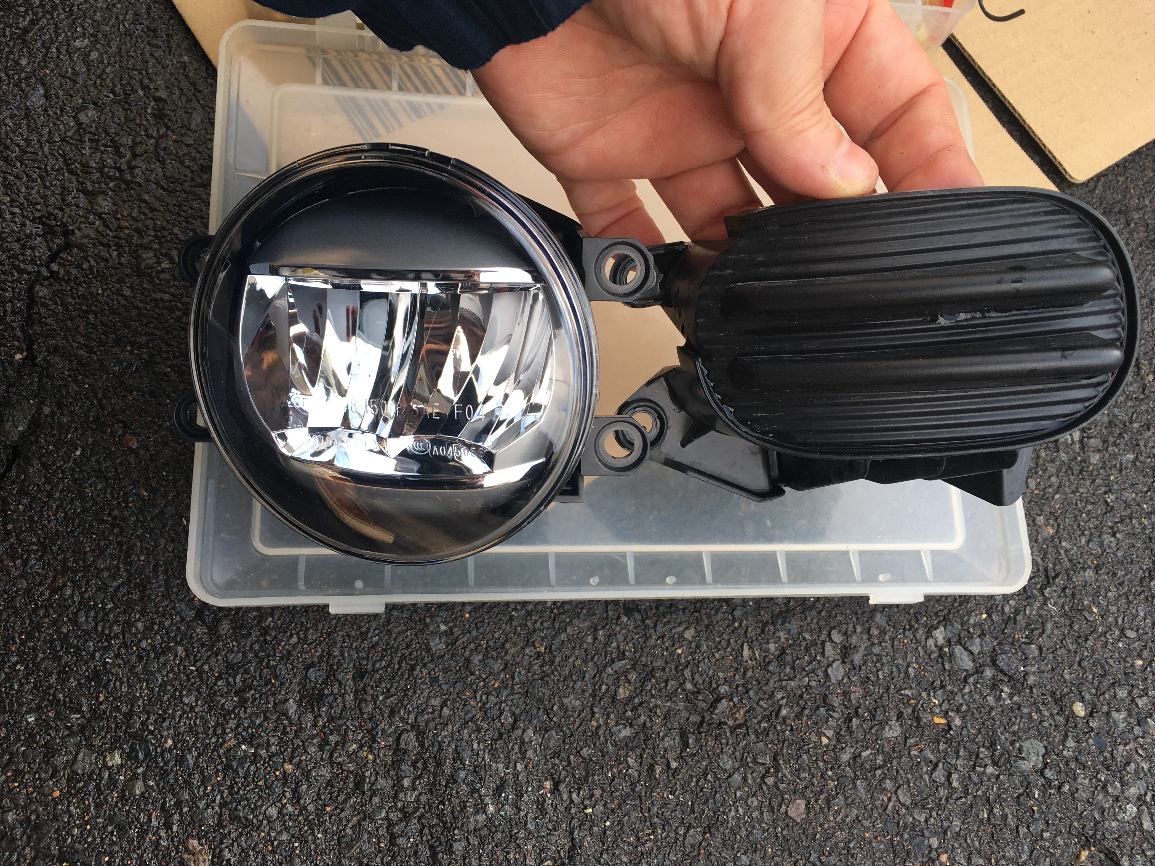 シエンタにフォグランプを取り付け 実践編 雪国seのひとりごと