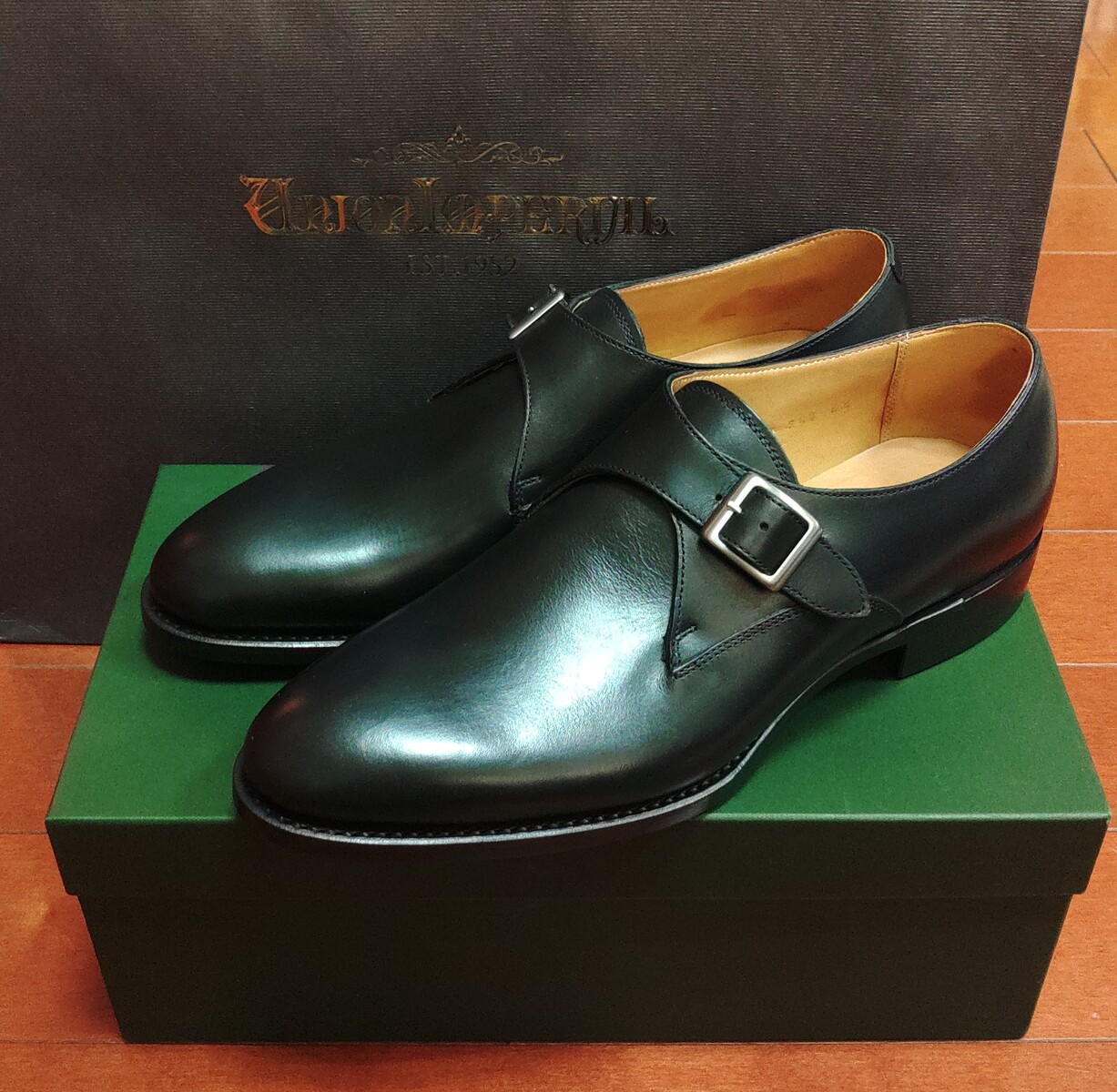 KIMG7353_01_BURST1007353_COVER