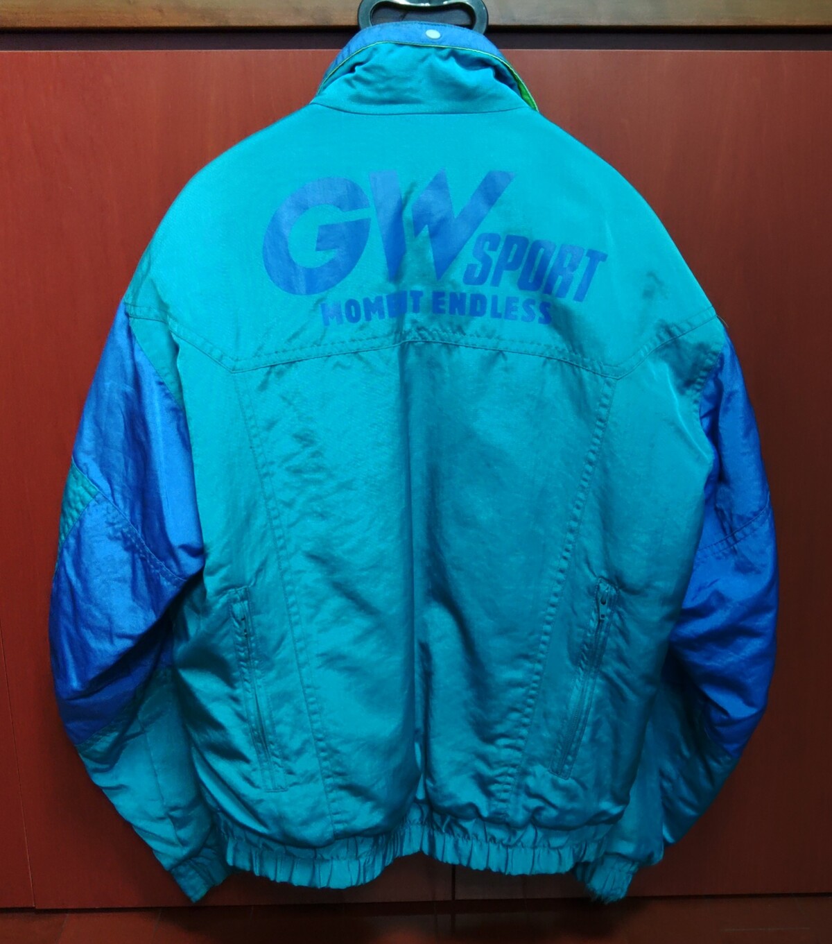 KIMG0064_02_BURST1010064