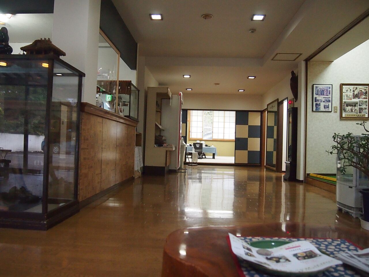 No 1872 奥多摩 三河屋旅館 麻場の湯でひと風呂 年10月24日入湯 山から下りたらこんな店 副隊長の自己満足 No 1872 奥多摩 三河屋旅館 麻場の湯でひと風呂 年10月24日入湯 山から下りたらこんな店 副隊長の自己満足