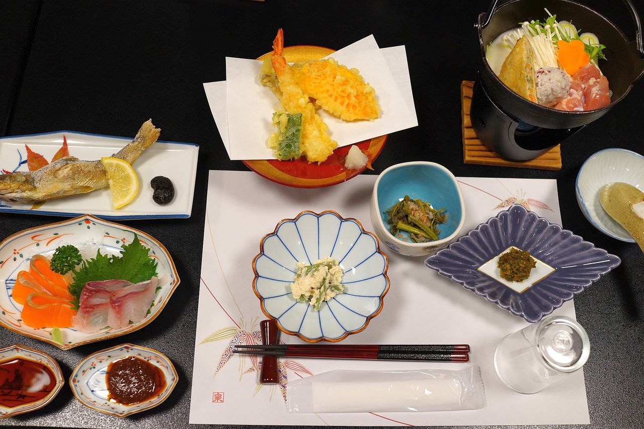No 1441 上高地 坂巻温泉旅館で一杯 19年2月9日投宿 山から下りたらこんな店 副隊長の自己満足 No 1441 上高地 坂巻温泉旅館で一杯 19年2月9日投宿 山から下りたらこんな店 副隊長の自己満足