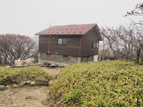 172 石楠花荘はキレイだし水も潤沢。一度泊まってみたい。