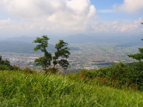 201 塩田平までしかはっきり見えないのがやや残念。