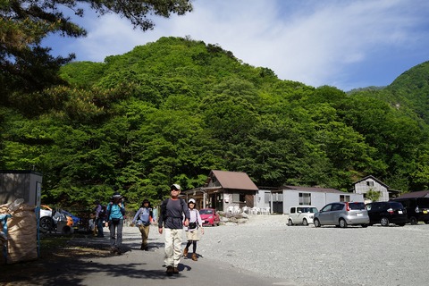 49 さてバス停へ移動するか。