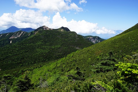 039 (B班)赤岩ノ頭から浅間山が見えると知りました。