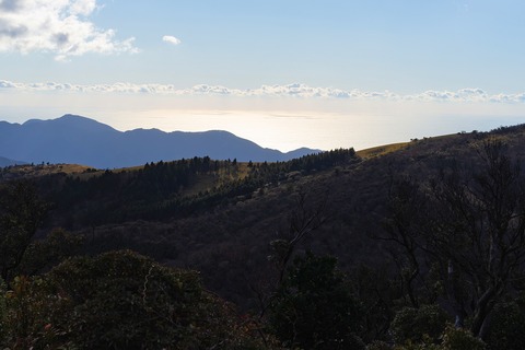 054 太平洋が光っている。