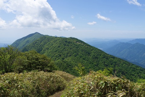 021 あれが青笹山か。