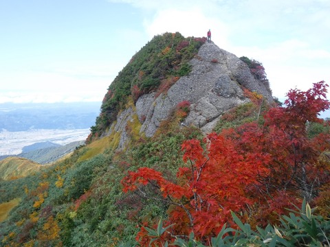 133 釈迦岳。