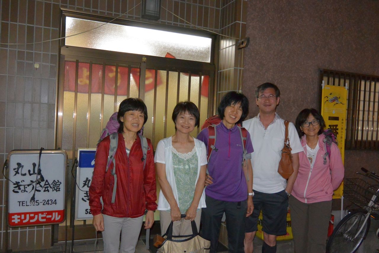 No 361 立川北口 丸山ぎょうざ会館 餃子居酒屋 で一杯 15年8月8日入店 山から下りたらこんな店 副隊長の自己満足