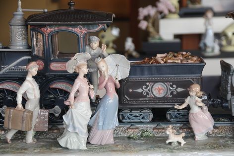 私のお気に入りシリーズ リヤドロの人形 内藤久夫の ほっと一息 日記