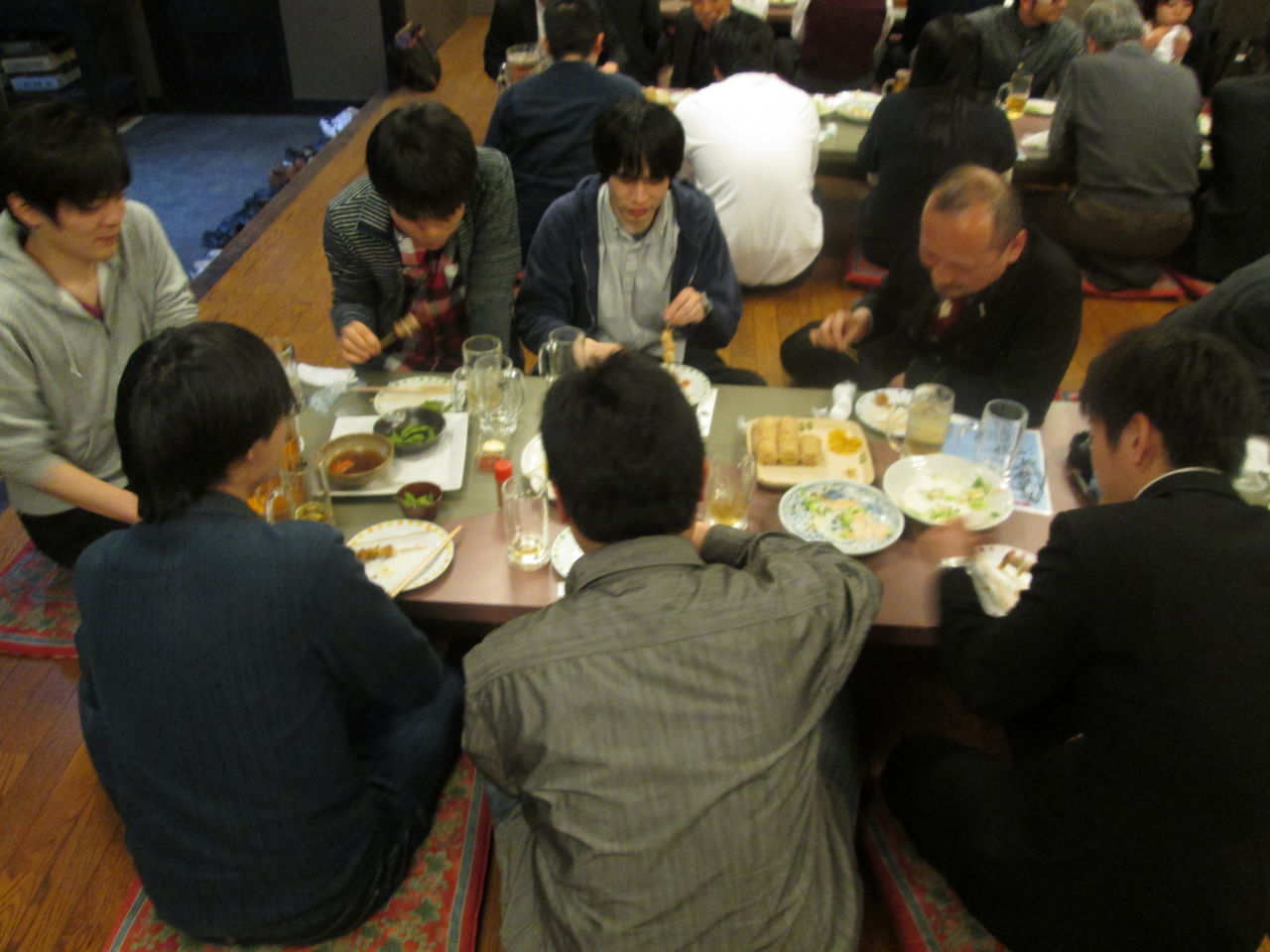 福岡大学人文学部歴史学科行事ブログ 2014年度 大学院新歓コンパ