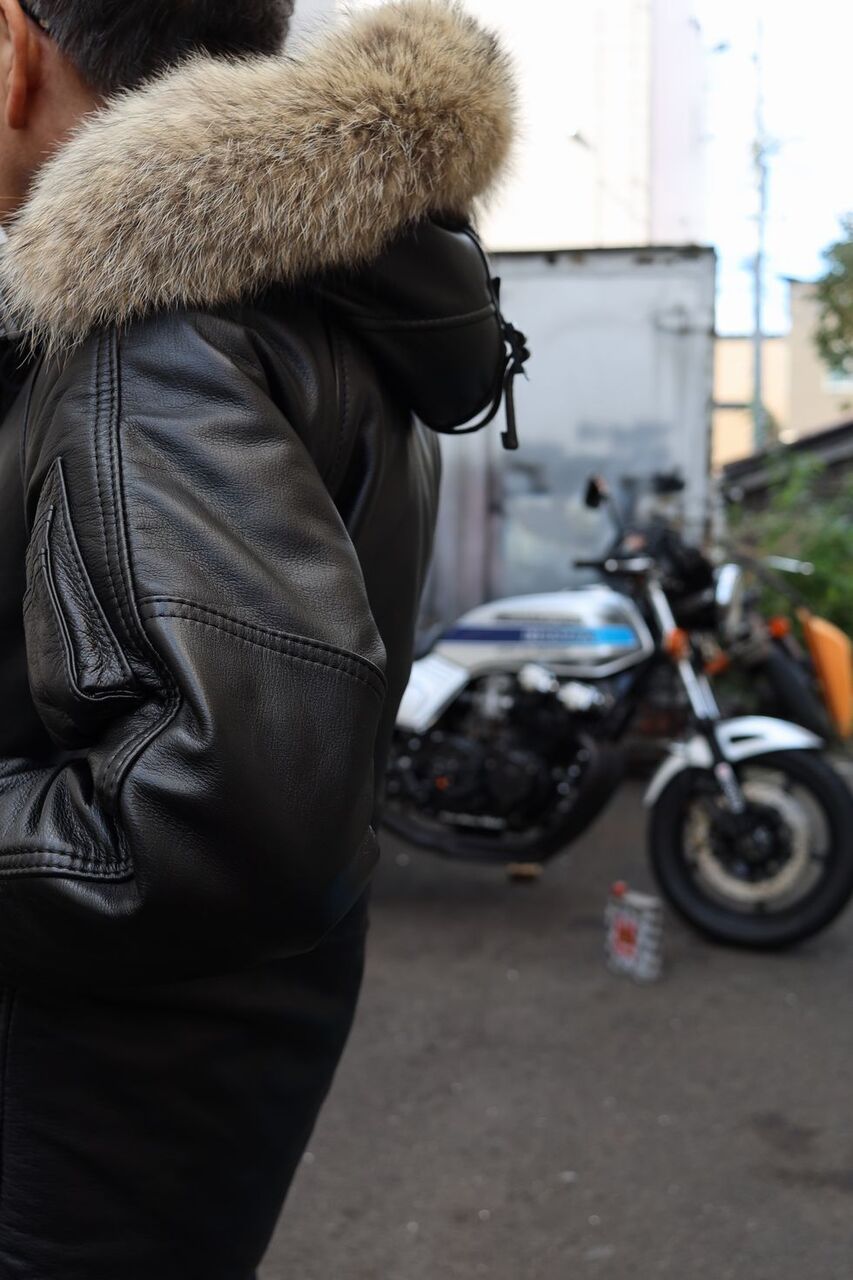 極寒地用フライトジャケットとして根強い人気の「N-3B」KADOYA最高峰の