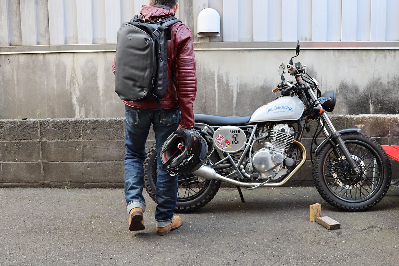 リリースから人気が凄すぎるKADOYAのMETIN BACKPACK : バイクウェアと