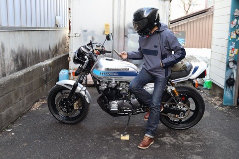 KADOYA ALTER KEIS ROUND ZIP ANORAK カドヤ アノラックパーカー バイクウェア｜カドヤ公式オンライン