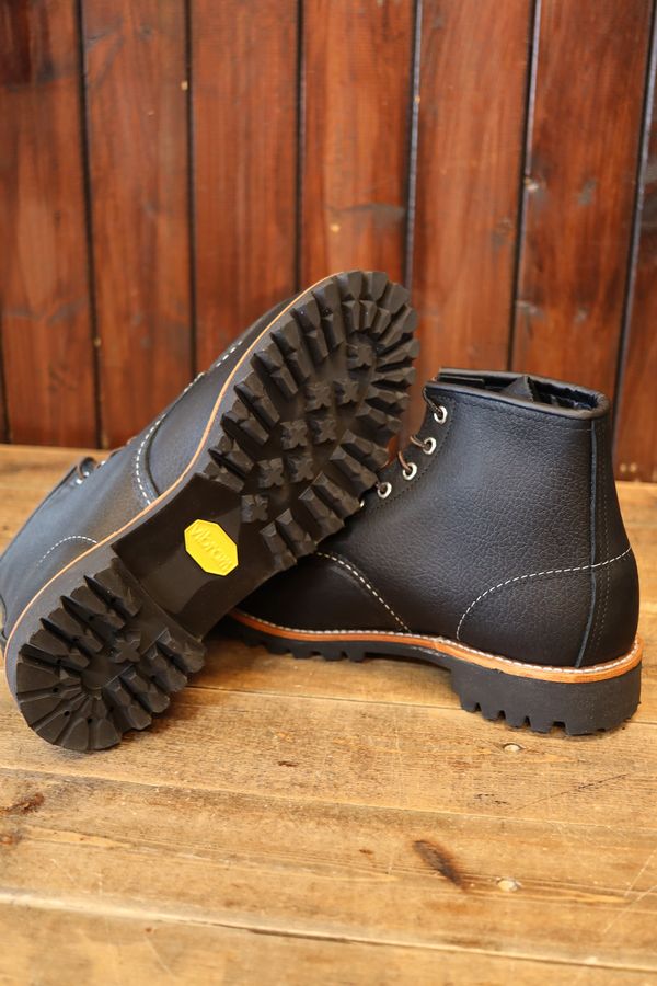 昨日発売開始となったRED WINGたち^^ : バイクウェアとアメカジ