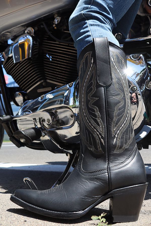 ウエスタンブーツも^^ : バイクウェアとアメカジ ショップHistory ウエスタンブーツも^^ : バイクウェアとアメカジ ショップHistory