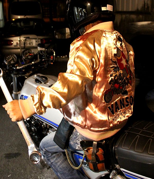 気に成って仕方がない、今期のスカジャン☆ : バイクウェアと