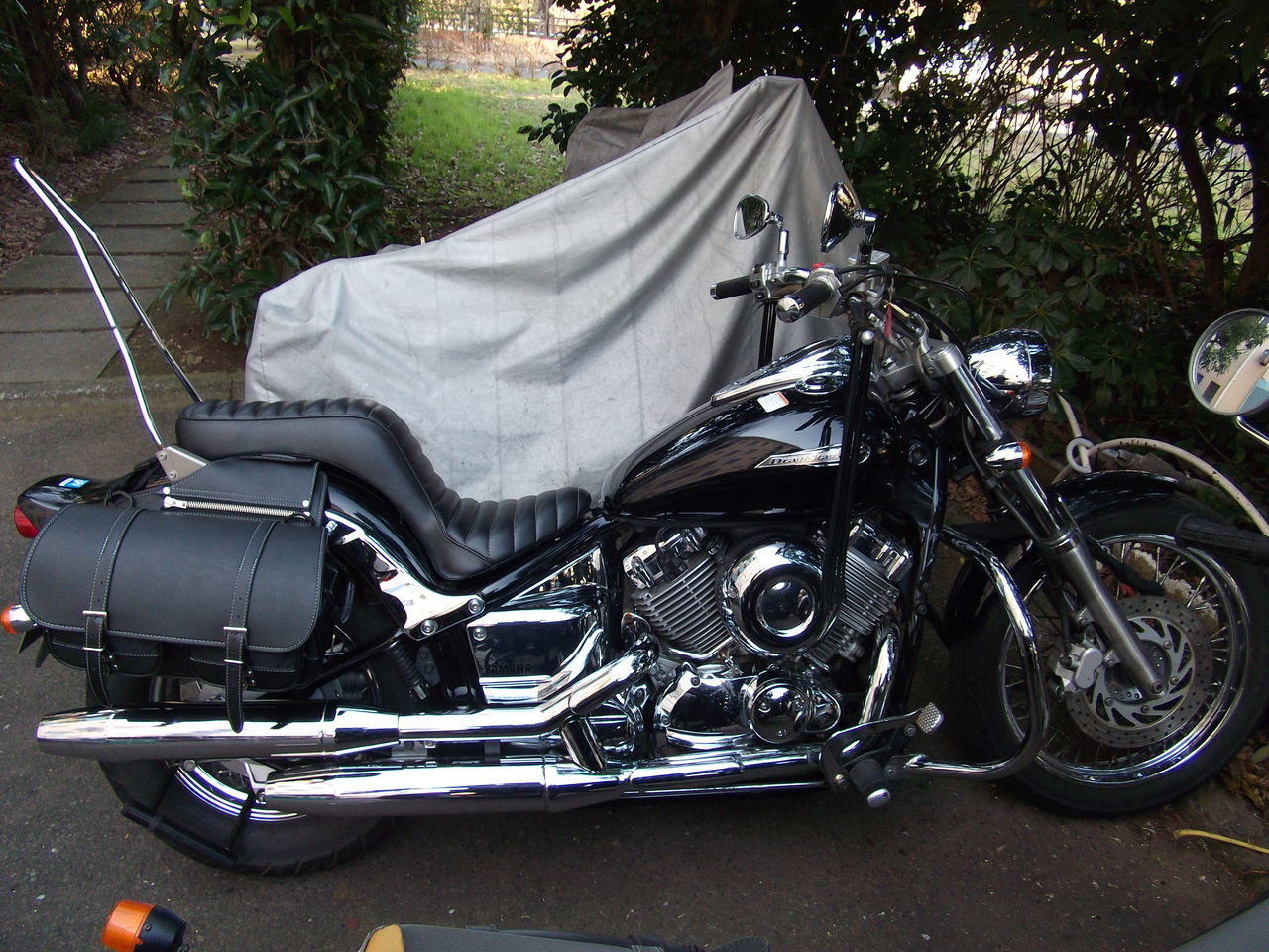 美品　ドラッグスター400 シーシーバー　ホルダー　サイドバッグサポート サドルバックサポート 左右共用 DS400（\u002796～\u002717）｜株式会社デイトナ