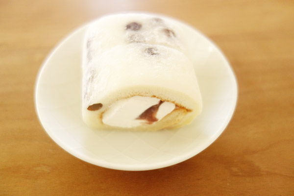 ローソンの新食感過ぎるスイーツをリピ買い!