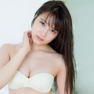 【S級美女】AKB48 入山杏奈 結構激しい水着の画像