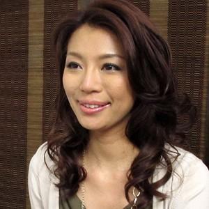 密室でおこなわれる淫靡なマッサージに心も肉体も奪われてしまい悪徳整体師の変態治療と絶妙な淫技とチ○ポで責めまくられイキまくるセレブ妻ちはるさん