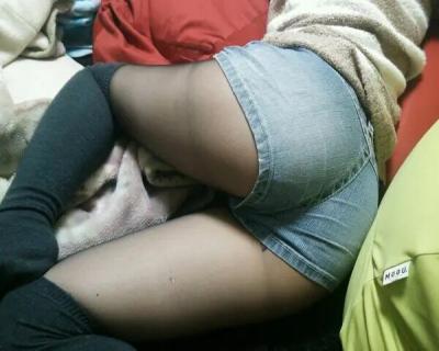 【画像あり】実姉の家庭内、盗撮写真ｗｗｗ