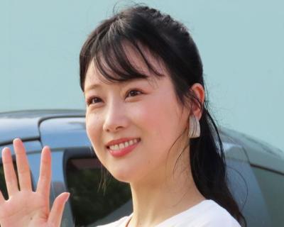 重盛さと美、「下の世話を笑顔でしてくれる男性」が理想「お腹弱いんで…。爆発したときにシーンってなるの嫌かも」