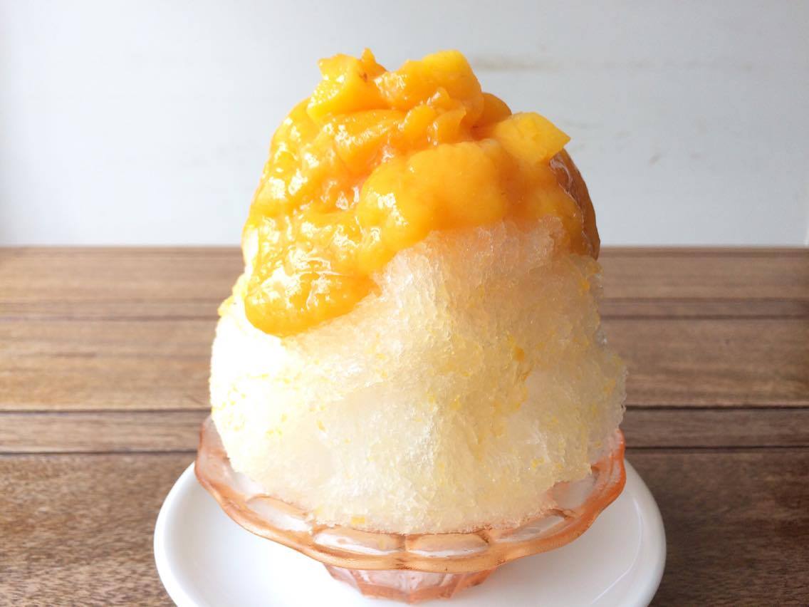 ひとひのかき氷 黄桃のかき氷を始めます 日本茶カフェ一日 ひとひ