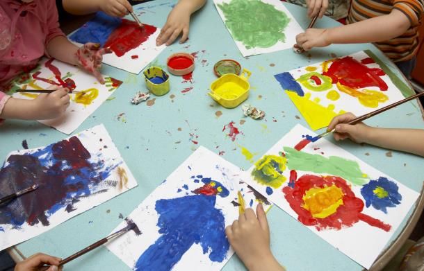 想像力や感性を育てる 絵画教室の魅力をチェック 今から始めるならコレ 子どもにオススメの習い事をご紹介