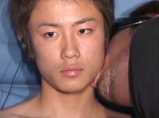 裸になるのは部活でこだわりない彼