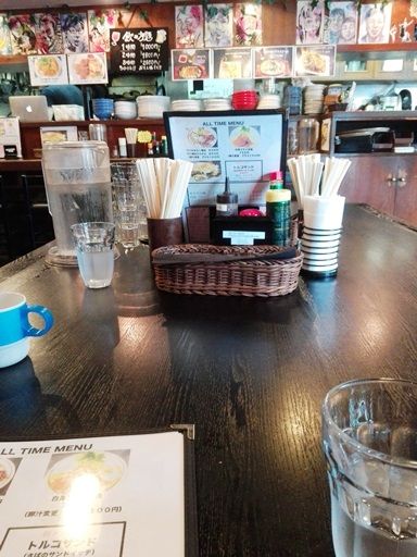 おいしい定食ランチ 四谷三丁目 ゴリラ食堂 片肺エンジンのhappy Flighit Blog