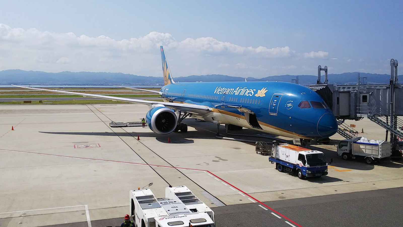 19年6月 タイ マレーシア乗り鉄旅 1日目 関西空港からベトナム航空でバンコクへ 小心者 オッサン乗り鉄一人旅 19年6月 タイ マレーシア乗り鉄旅 1日目 関西空港からベトナム航空でバンコクへ 小心者 オッサン乗り鉄一人旅