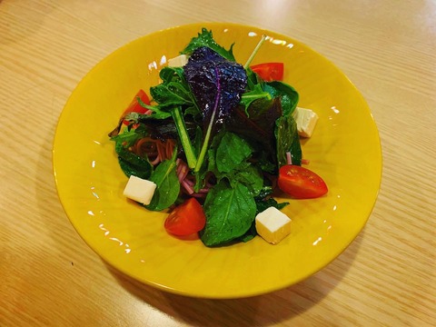 23A6C95E-0046-40AD-9B51-CBE7AF9A07C9