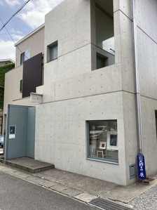 image_123927839