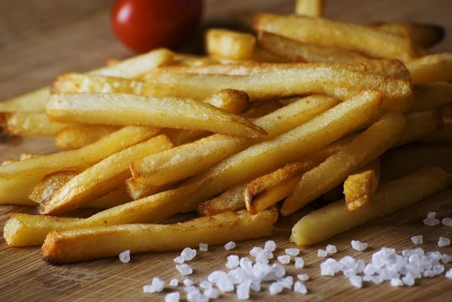 french-fries-923687_640