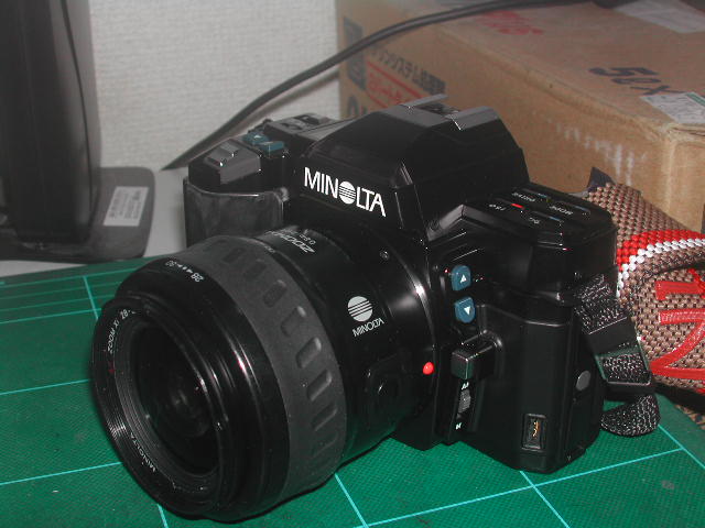 Xi 28-80mm F4-5.6爆死(^^; : ネコマタギ☆レンズ研究所 Xi 28-80mm F4-5.6爆死(^^; : ネコマタギ☆レンズ研究所