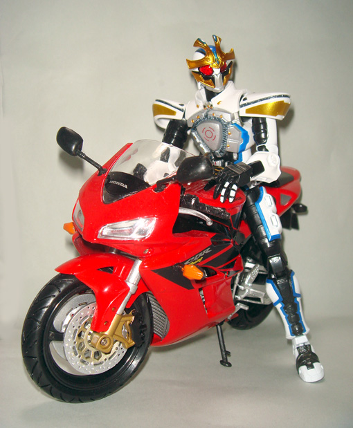 S H Figuarts 仮面ライダーイクサ 真ハセログ