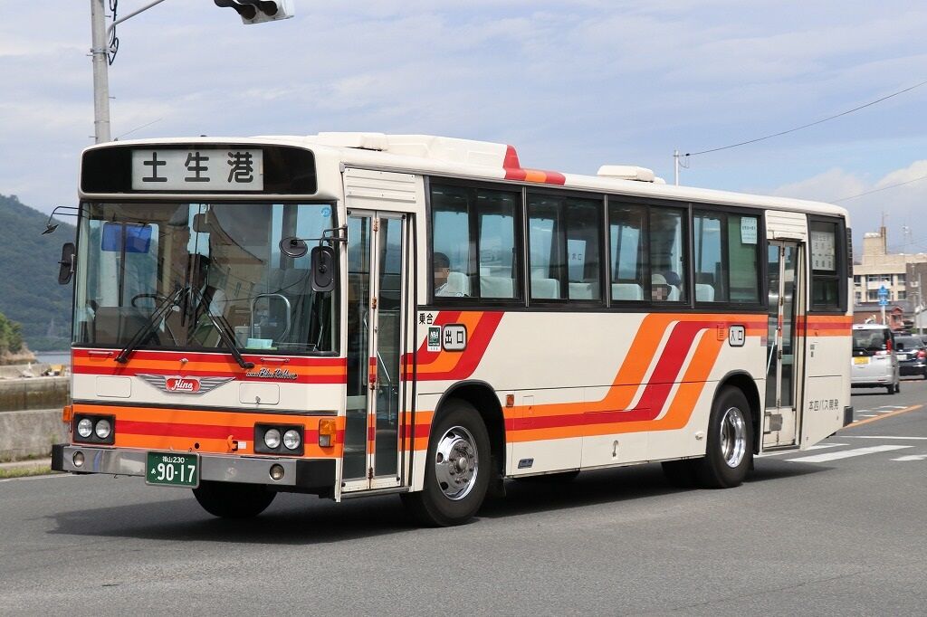 本四バス開発の車両(2019.6) : きぬの鉄道・バスブログ